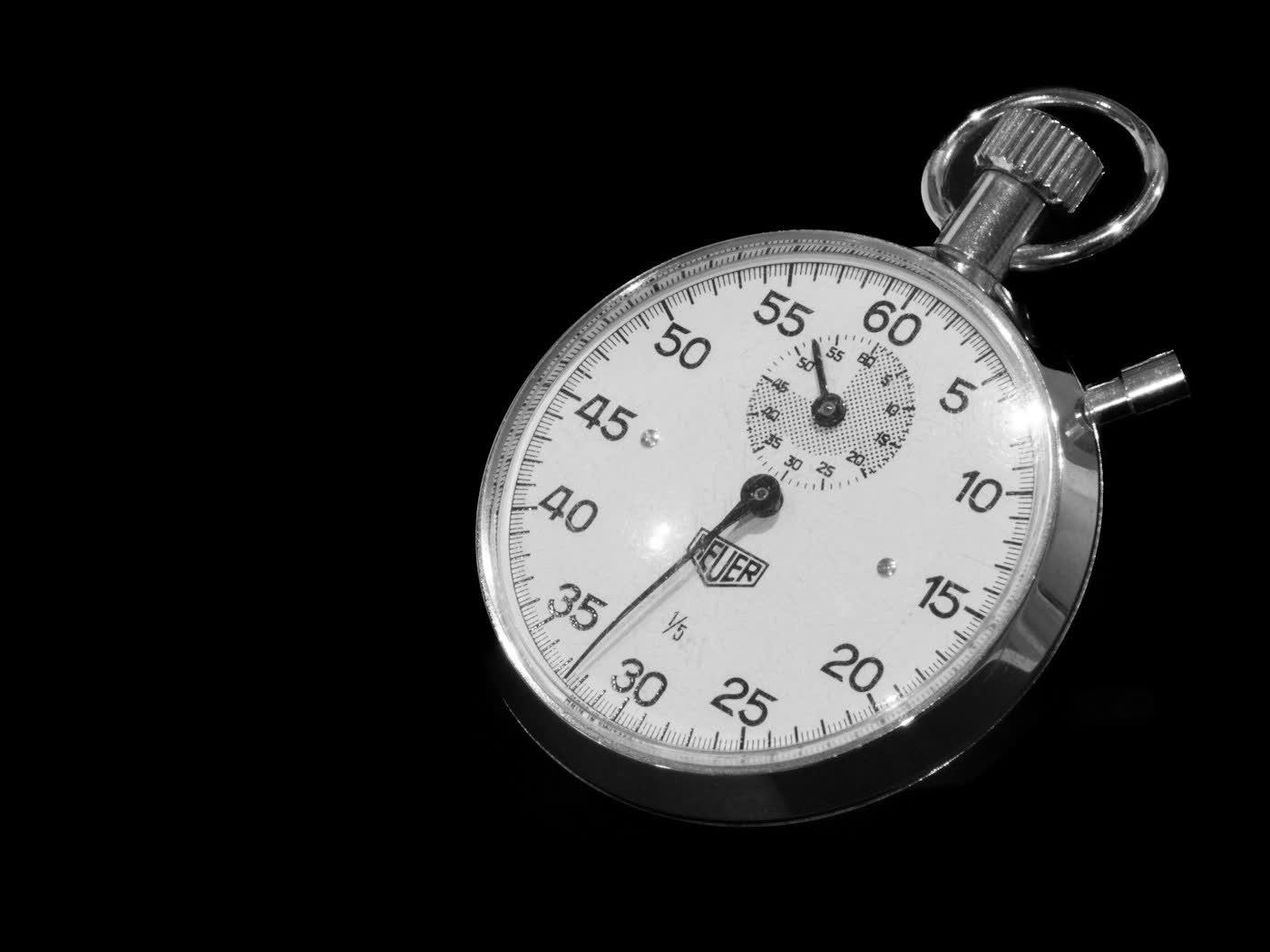 Speed to Lead: Why Answering in 5 Minutes Wins 8x More Deals