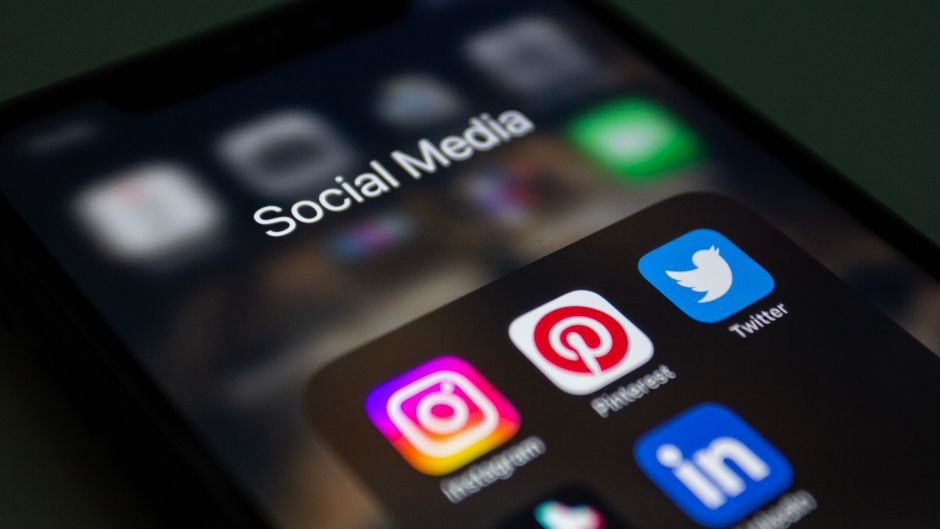 Social & Digital Ads